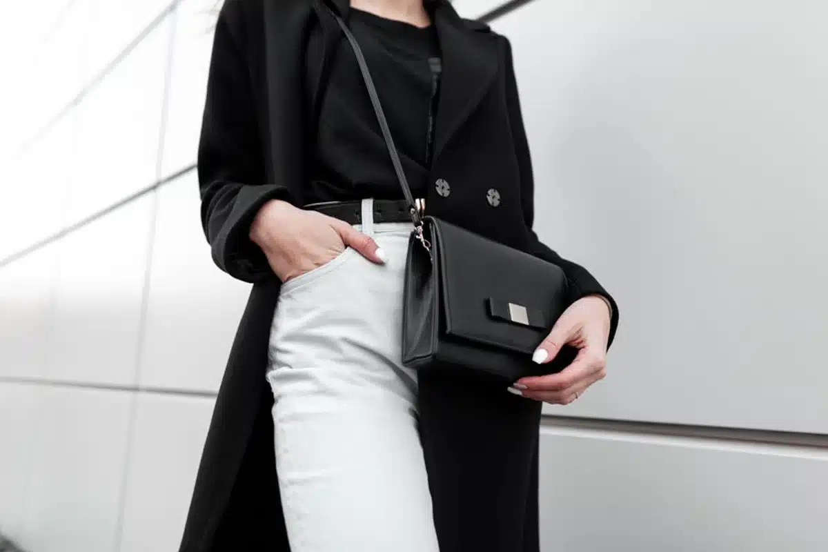 Black bag for trendy accessory